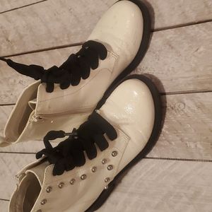 Dolce Vita Girls White Ankle Booties Size 2